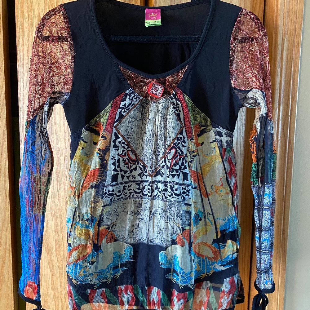 Save the Queen Silk Shirt Size Medium Made in Italy (Fits closer to a small)